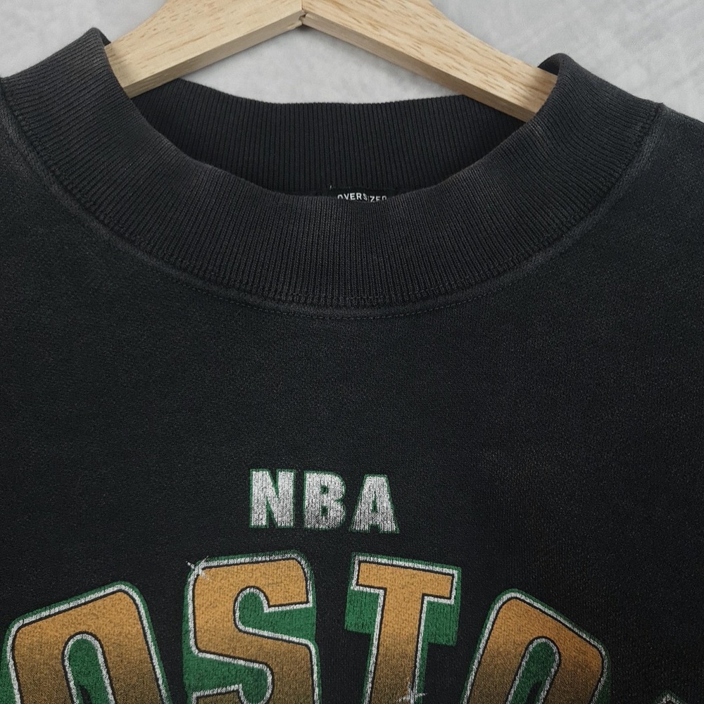 Abercrombie Boston Celtics Sweatshirt Womens Medium Black Cropped Oversized - Picture 6 of 16